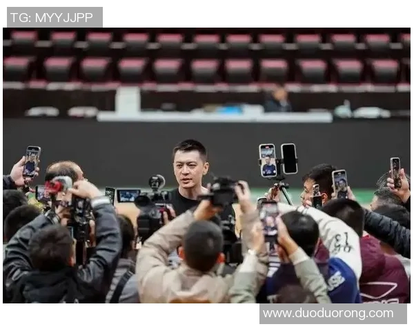 辽篮险胜上海赵继伟等五人表现出色杨鸣带队冲冠逐渐升温